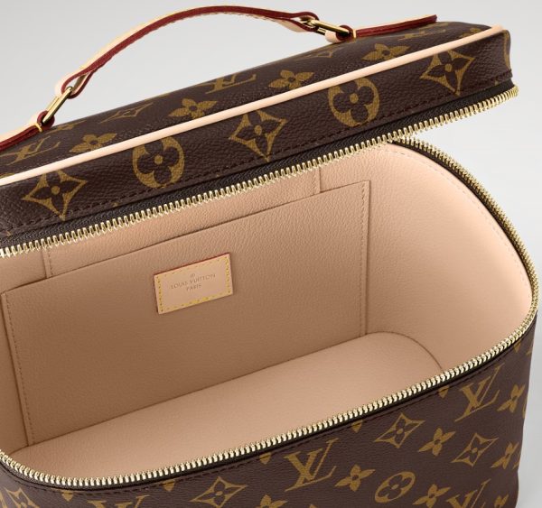 Louis Vuitton Nice BB Toiletry Bag M42265 – Monogram Canvas Designer LV Nice vanity case Bag - Image 5