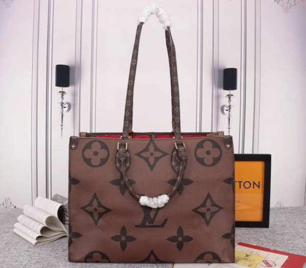 Replica Louis Vuitton Giant Canvas Onthego GM Tote - Image 2