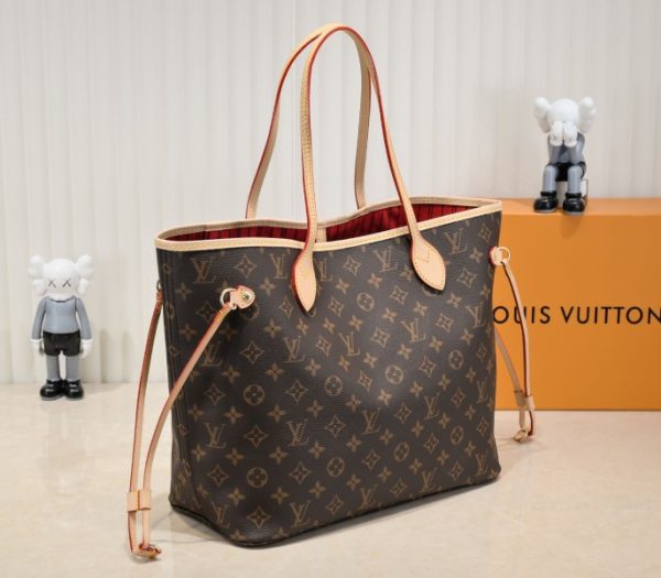 Replica Louis Vuitton Monogram Canvas Neverfull MM Tote In Red - Image 2