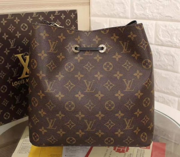 Replica Louis Vuitton Monogram Canvas NeoNoe MM Bag In Black - Image 3