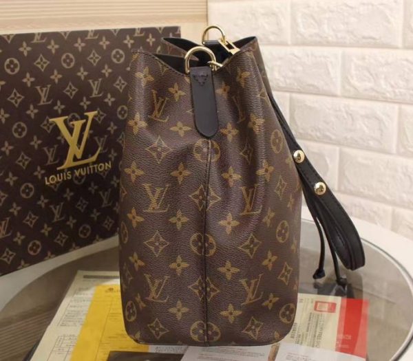 Replica Louis Vuitton Monogram Canvas NeoNoe MM Bag In Black - Image 4