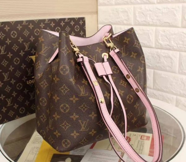 Replica Louis Vuitton Monogram Canvas NeoNoe MM Bag In Rose Poudre - Image 2