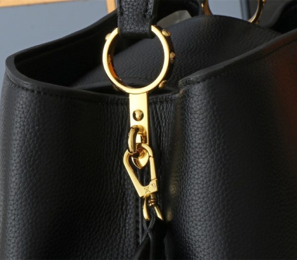 Replica Louis Vuitton Capucines GM Souple Handbag In Black - Image 6