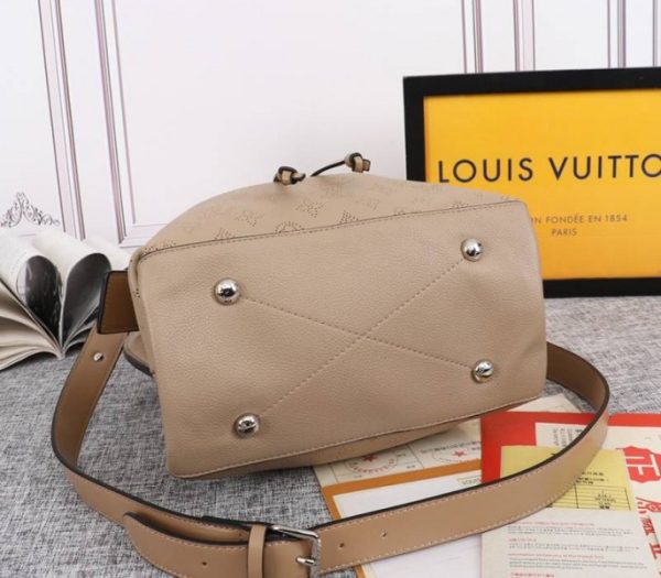 Replica Louis Vuitton Mahina Muria Bag In Galet Gray - Image 3