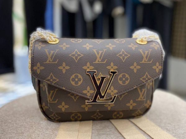 Replica Louis Vuitton Monogram Canvas Passy Bag