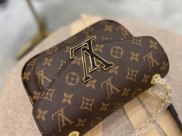 Replica Louis Vuitton Monogram Canvas Passy Bag - Image 3