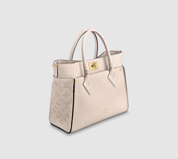 Louis Vuitton ON MY SIDE M55802 - Image 2