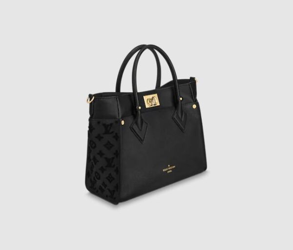 Louis Vuitton ON MY SIDE MM M53826 - Image 2