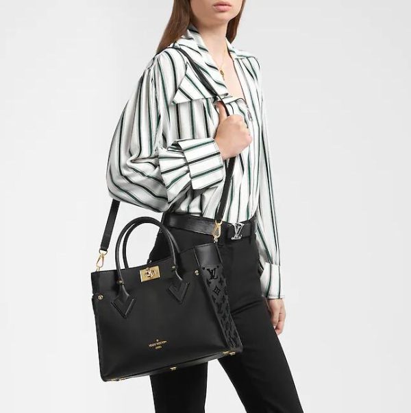 Louis Vuitton ON MY SIDE MM M53826 - Image 6