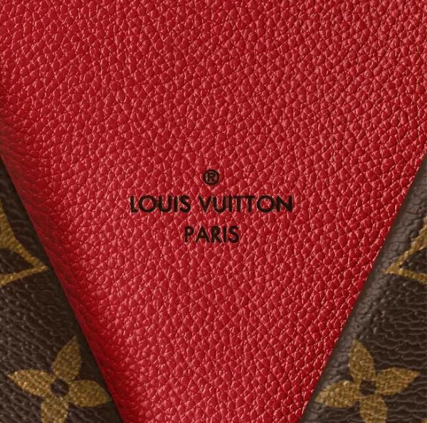 Louis Vuitton V TOTE BB M43966 - Image 4