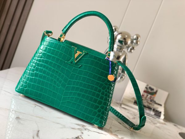 Louis Vuitton N92968 Capucines Emerald