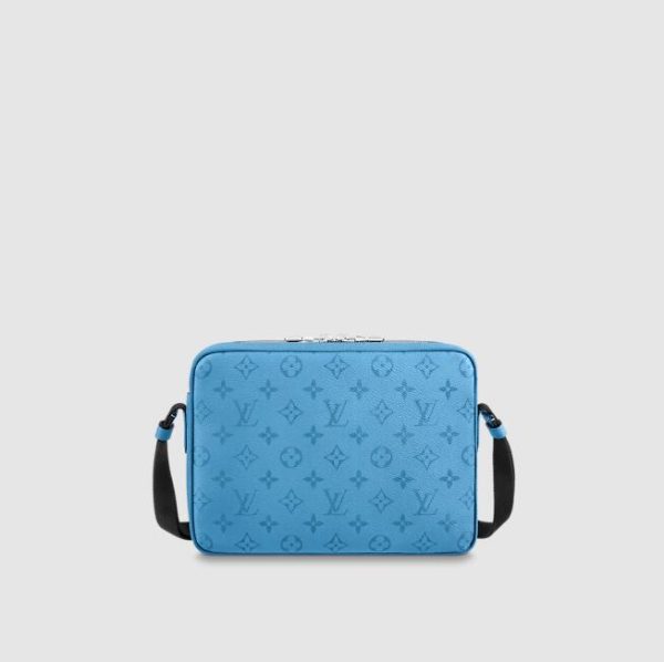 Louis Vuitton OUTDOOR MESSENGER M30749 - Image 6